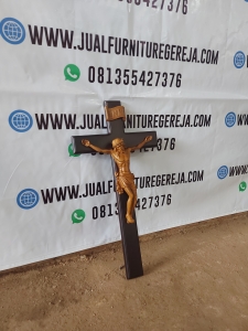 yesus di salib asli