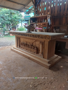 meja altar gereja minimalis