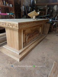 meja altar gereja minimalis jati