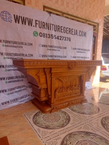 meja altar gereja ukir kayu jati 