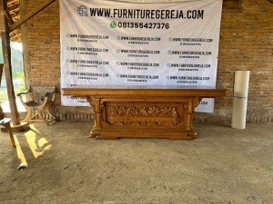 meja altar gereja katolik minimalis kayu jati 