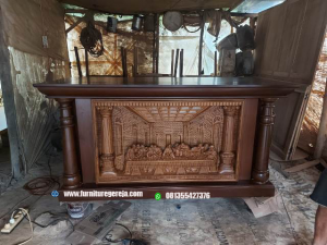 meja altar gereja katolik 