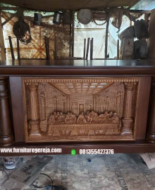 meja altar gereja katolik