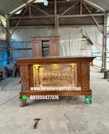 meja altar gereja katolik ukir